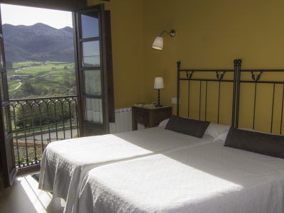 regala noches 2 noche alojamiento rural tresgrandas llanes 400x300 1